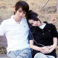 qq头像图片男生双人版_WWW.WHOISQQ.COM