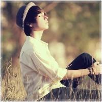 男生阳光清新头像图片_WWW.WHOISQQ.COM