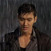 qq头像图片淋雨者 男生_WWW.WHOISQQ.COM