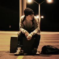 温柔头像图片男生_WWW.WHOISQQ.COM