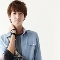 男生头像图片关于爱的_WWW.WHOISQQ.COM