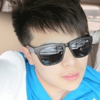 男生短发帅气头像图片_WWW.WHOISQQ.COM