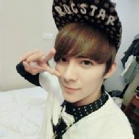 男生和马的头像图片_WWW.WHOISQQ.COM