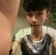 男生带小孩的头像图片_WWW.WHOISQQ.COM