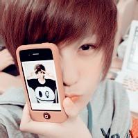 比较色的男生头像图片_WWW.WHOISQQ.COM