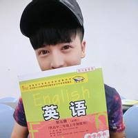 qq小头像图片戴眼镜的男生_WWW.WHOISQQ.COM