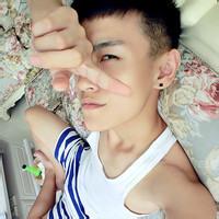 qq小头像图片戴眼镜的男生_WWW.WHOISQQ.COM