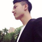 超帅初中男生头像图片_WWW.WHOISQQ.COM