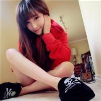 抱腿坐着头像图片男生_WWW.WHOISQQ.COM