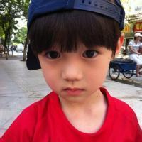 小孩萌头像图片男生_WWW.WHOISQQ.COM