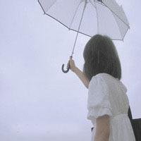 qq头像图片雨天打伞男生_WWW.WHOISQQ.COM