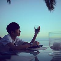 虚伪头像图片男生_WWW.WHOISQQ.COM