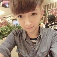 斯文成熟的男生头像图片_WWW.WHOISQQ.COM