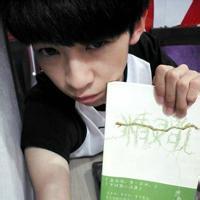 斯文成熟的男生头像图片_WWW.WHOISQQ.COM
