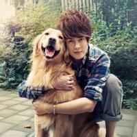 男生开豪车头像图片_WWW.WHOISQQ.COM