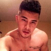 qq头像图片肌肉男生_WWW.WHOISQQ.COM