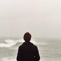 背影头像图片男生_WWW.WHOISQQ.COM