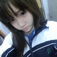 中学生男生穿校服头像图片_WWW.WHOISQQ.COM