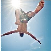 qq头像图片掩面男生_WWW.WHOISQQ.COM