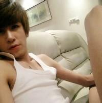 个性网90后男生头像图片_WWW.WHOISQQ.COM