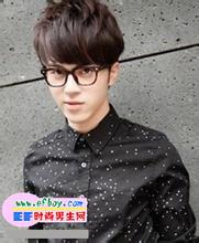 染发戴帽男生头像图片_WWW.WHOISQQ.COM
