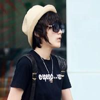 戴帽子男生头像图片_WWW.WHOISQQ.COM