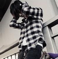 求一个男生qq头像图片_WWW.WHOISQQ.COM