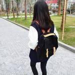 背包清纯男生背影头像图片_WWW.WHOISQQ.COM