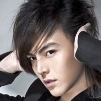 美国男生成熟头像图片_WWW.WHOISQQ.COM
