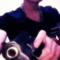 头像图片男生带枪_WWW.WHOISQQ.COM
