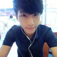 带耳机头像图片男生_WWW.WHOISQQ.COM