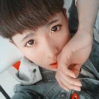 男生齐刘海头像图片_WWW.WHOISQQ.COM