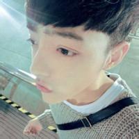 2014齐刘海男生头像图片_WWW.WHOISQQ.COM