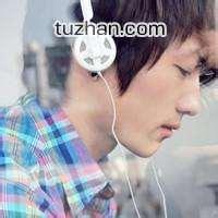 男生听音乐忧伤头像图片_WWW.WHOISQQ.COM