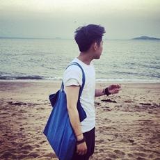 孤独的头像图片男生_WWW.WHOISQQ.COM