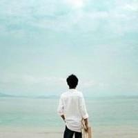 qq头像图片背影逆光男生_WWW.WHOISQQ.COM