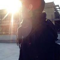 男生照相背影头像图片_WWW.WHOISQQ.COM