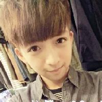 qq齐刘海男生头像图片_WWW.WHOISQQ.COM