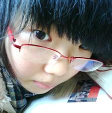 男生带小眼镜头像图片_WWW.WHOISQQ.COM
