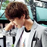 头像图片男生背女生有_WWW.WHOISQQ.COM