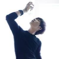 男生无奈头像图片_WWW.WHOISQQ.COM