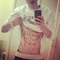 男生半身头像图片_WWW.WHOISQQ.COM