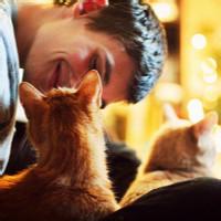 爱猫的男生qq头像图片_WWW.WHOISQQ.COM