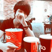 半遮面男生头像图片_WWW.WHOISQQ.COM