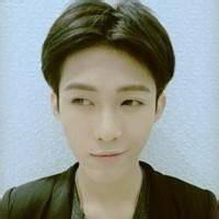 中分头像图片男生_WWW.WHOISQQ.COM