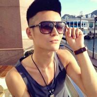 拉琴的男生头像图片_WWW.WHOISQQ.COM