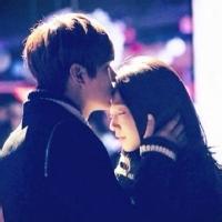 qq头像图片女生和男生蓝球_WWW.WHOISQQ.COM