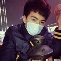 口罩男生头像图片_WWW.WHOISQQ.COM