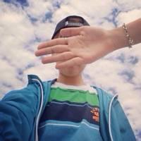 带有马的男生头像图片_WWW.WHOISQQ.COM