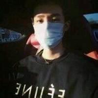 戴黑色口罩男生头像图片_WWW.WHOISQQ.COM